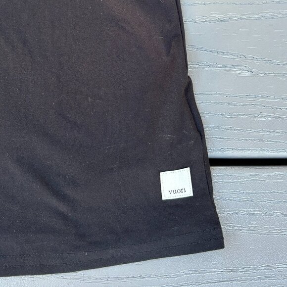 Vuori Performance Jogger and Vuori Energy Top Long - Picture 11 of 13